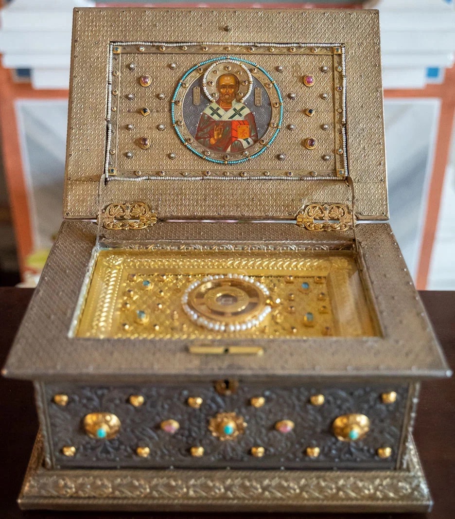 Частица мощей свт. Николая Чудотворца
